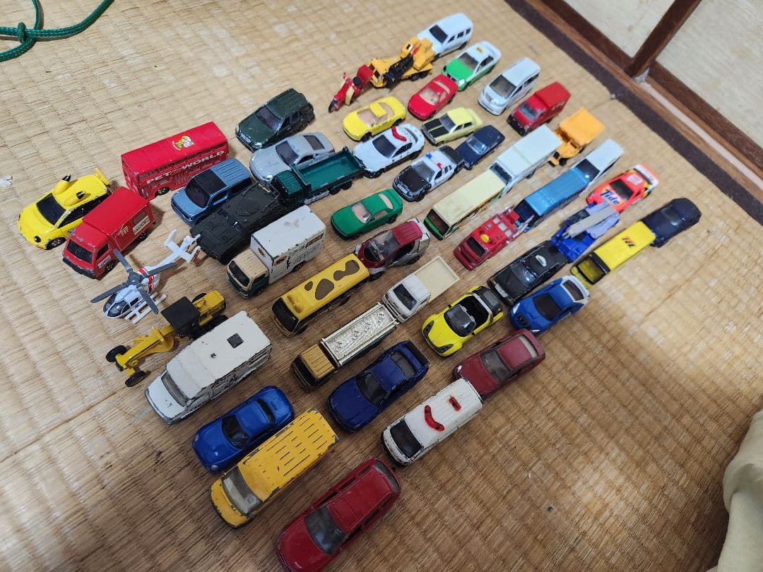 トミカミニカー80台まとめ売り