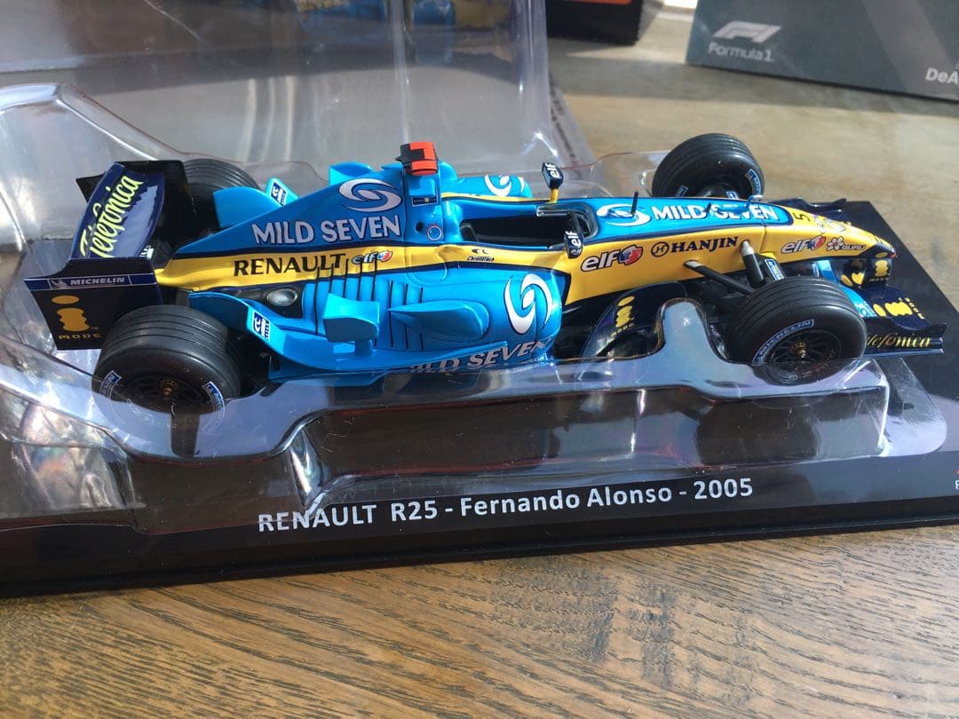 ビッグスケールF1コレクション ルノーR25 マイルドセブン仕様 1 /24