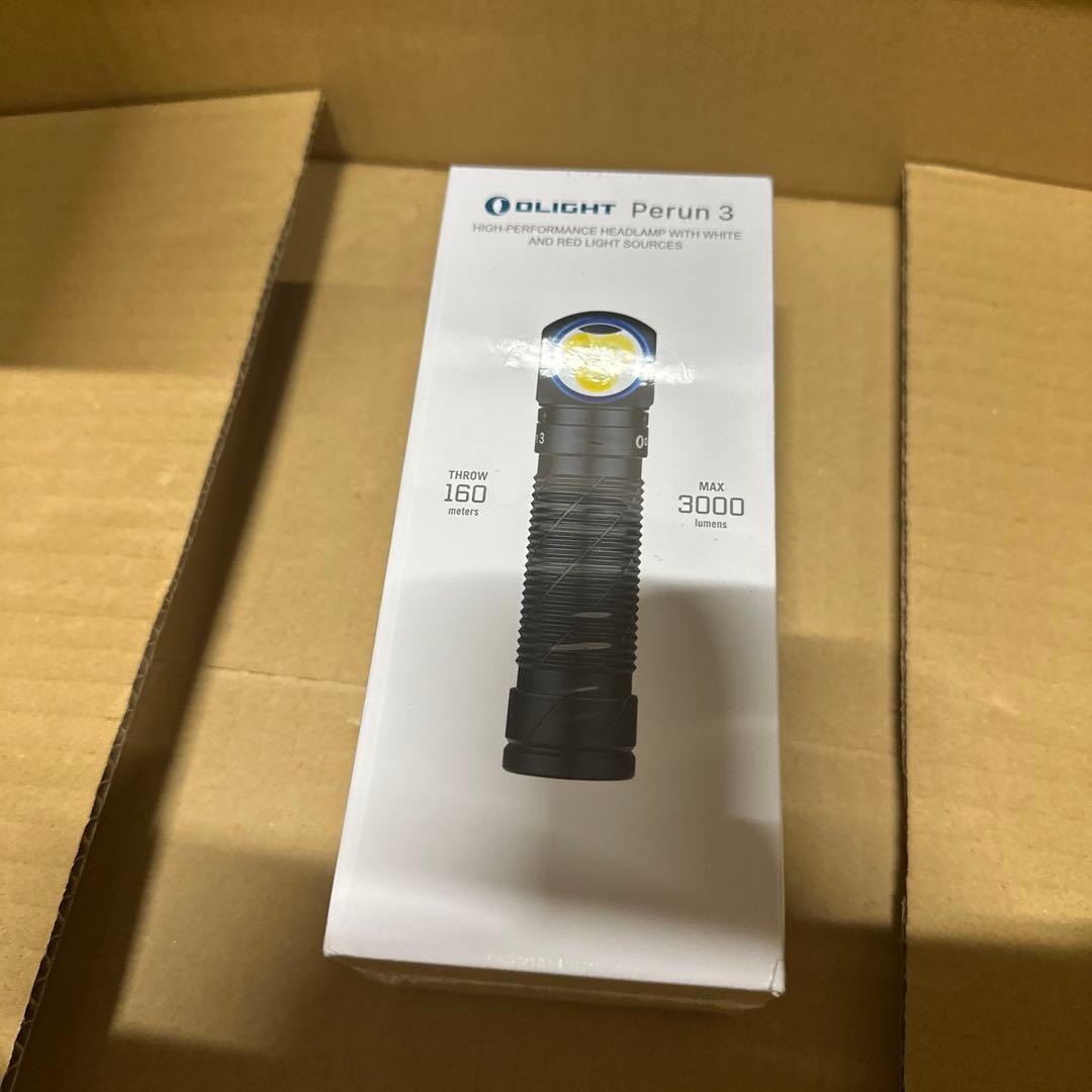 OLIGHT(オーライト) Perun 3 LED ヘッドライト 充電式懐中電灯 Amazon.co.jp: OLIGHT(オーライト) Perun 3 LED ヘッドライト 充電式