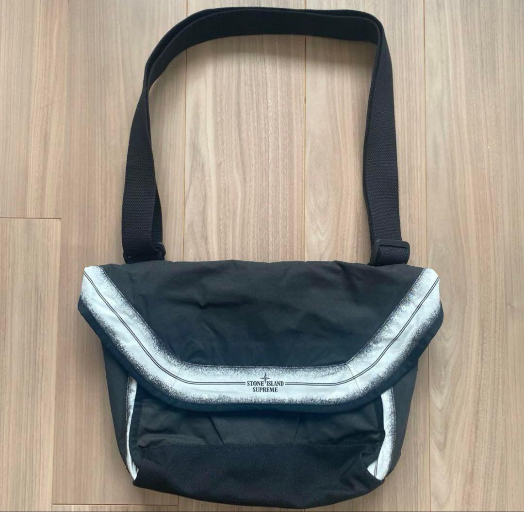 バッグ supreme x Stone  Messager Bag Supreme Stone Island Stripe Messenger Bag (SS22) - $298