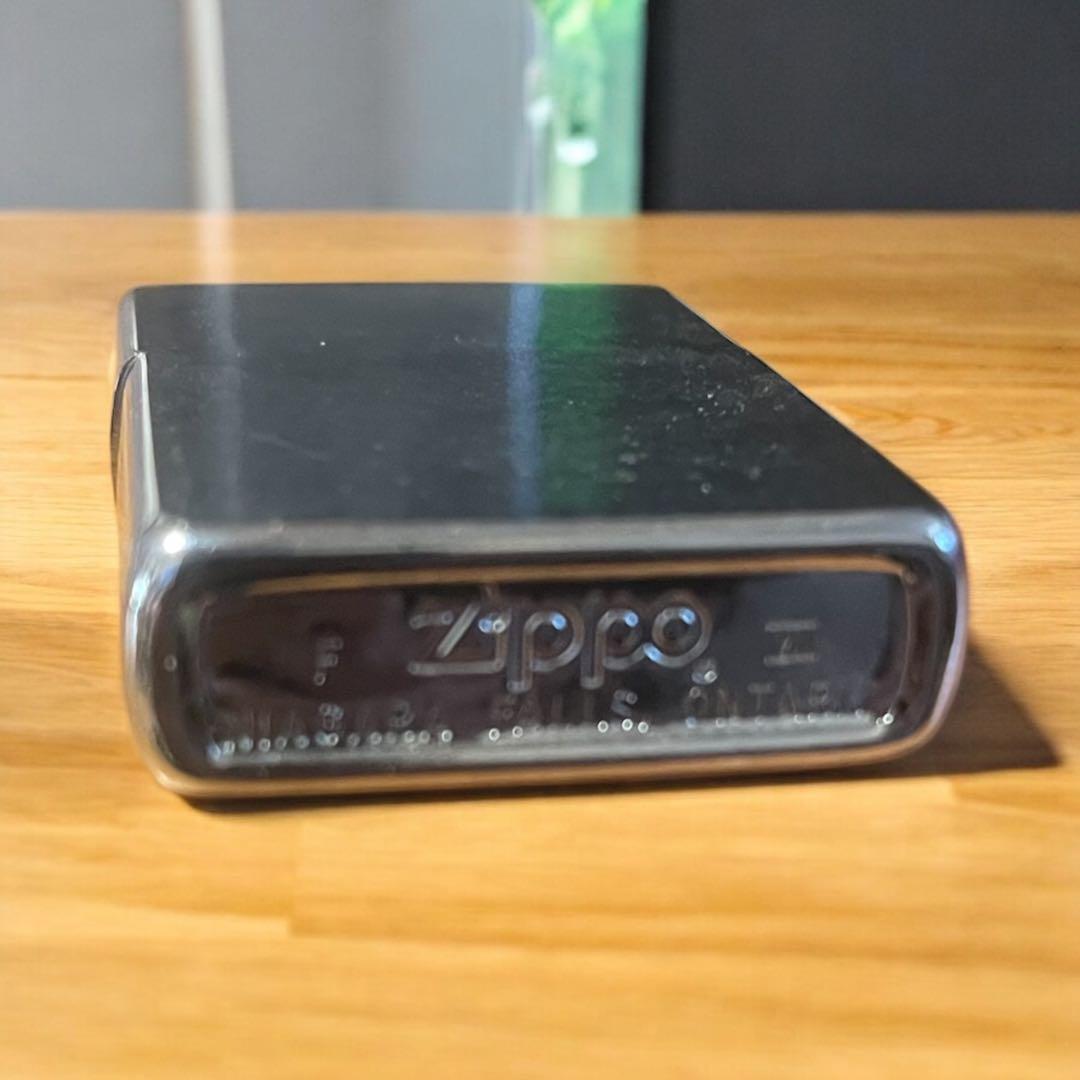 レア希少品 カナダ工場 シャチ zippo - メルカリ