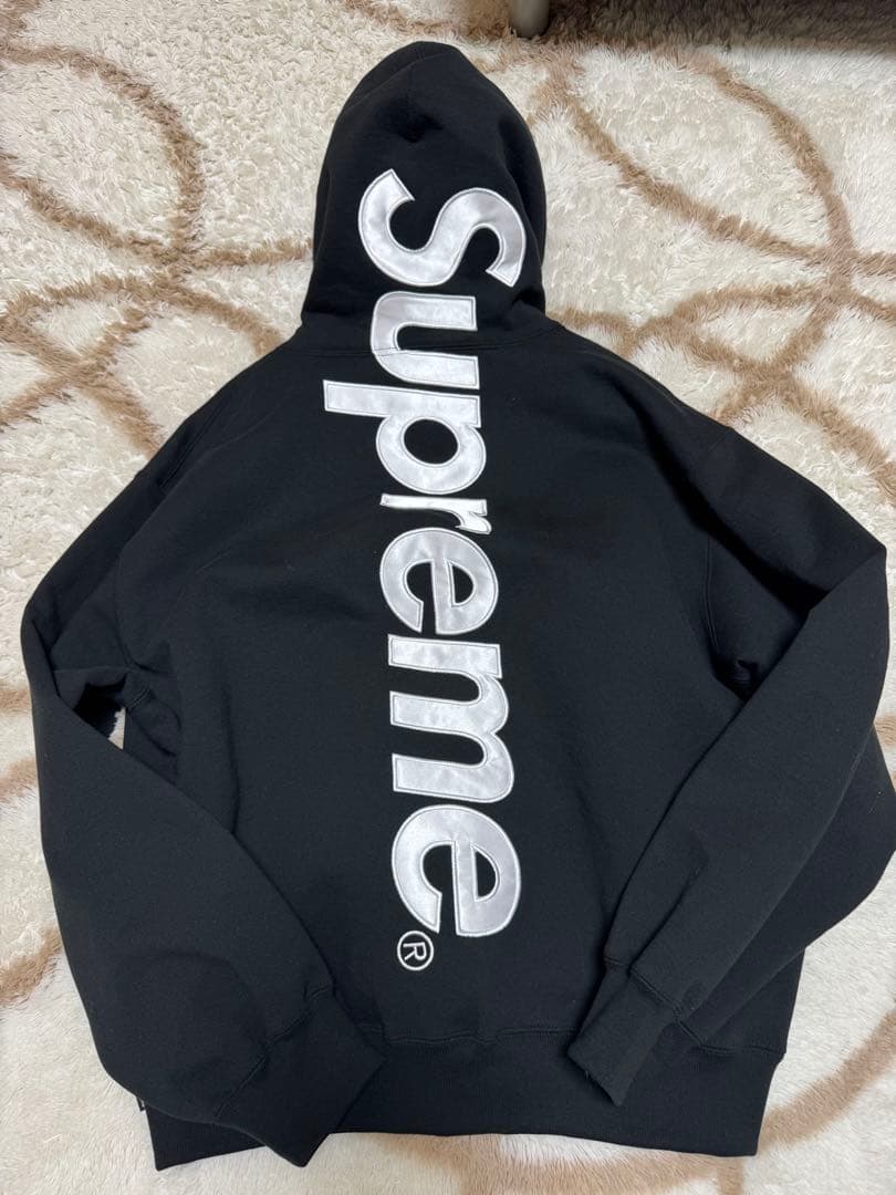 Supreme ブラック ロゴパーカー