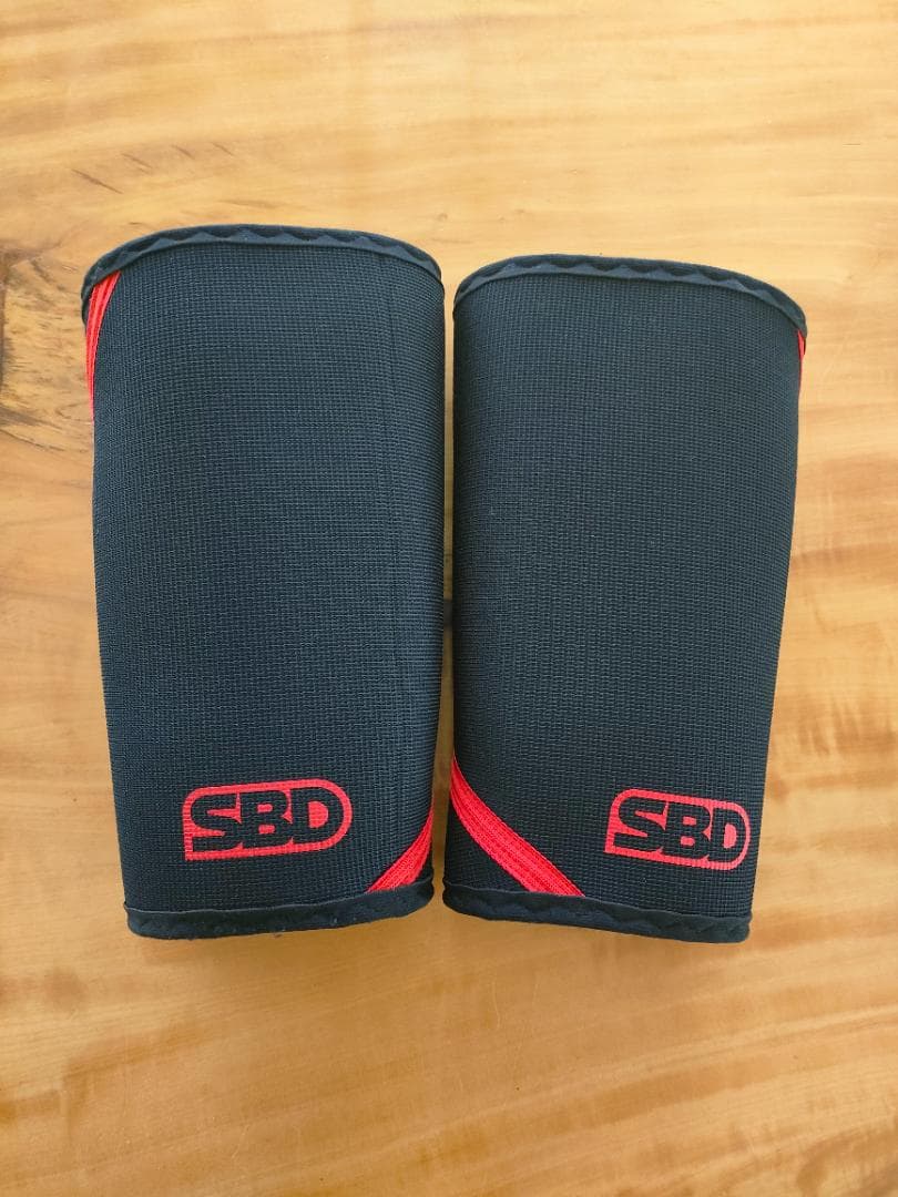 SBD ニースリーブ