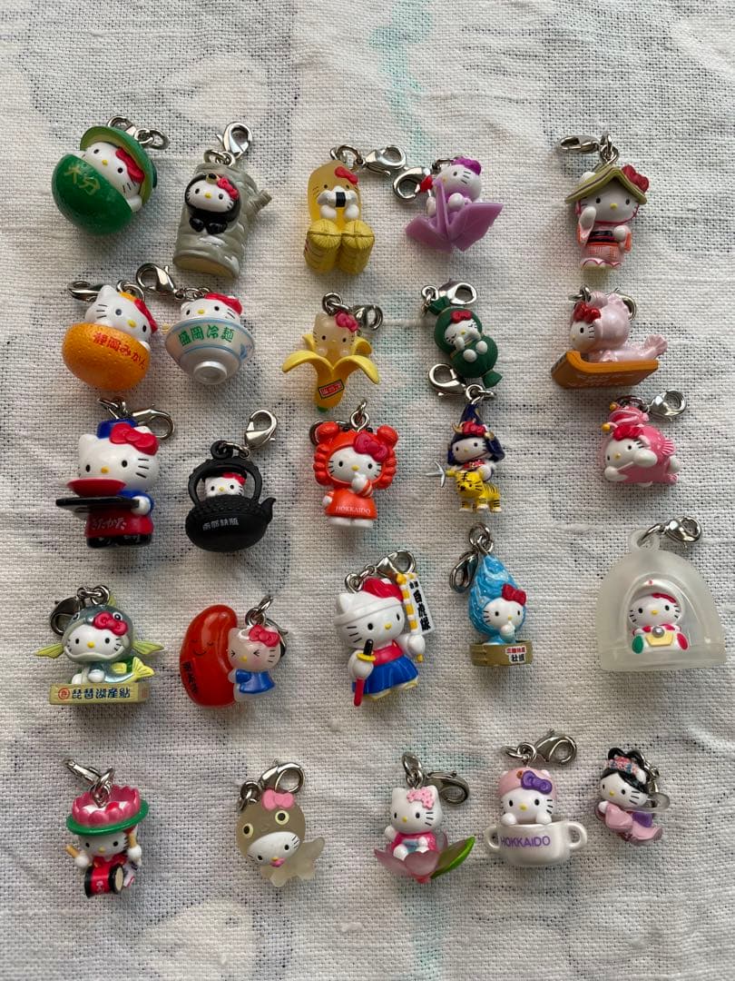 ご当地キティ♡ストラップ チャーム根付 25個