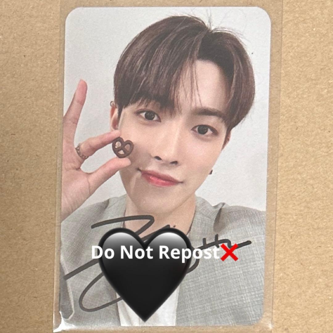 ATEEZ ホンジュン トレカ 直筆サイン入り