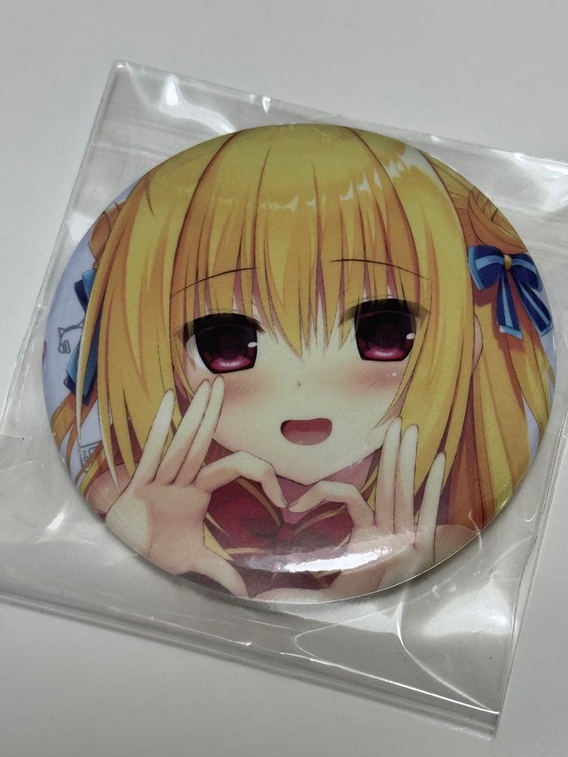 ハミダシクリエイティブ 抽選会限定 C賞 色紙絵柄缶バッジ 和泉妃愛