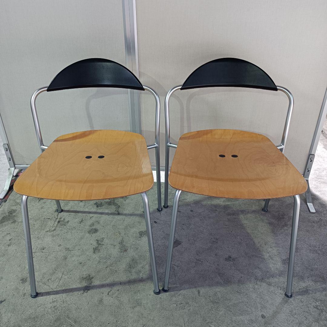 m102401fk フリッツ・ハンセン ヴィコ・ソロ チェア 2脚