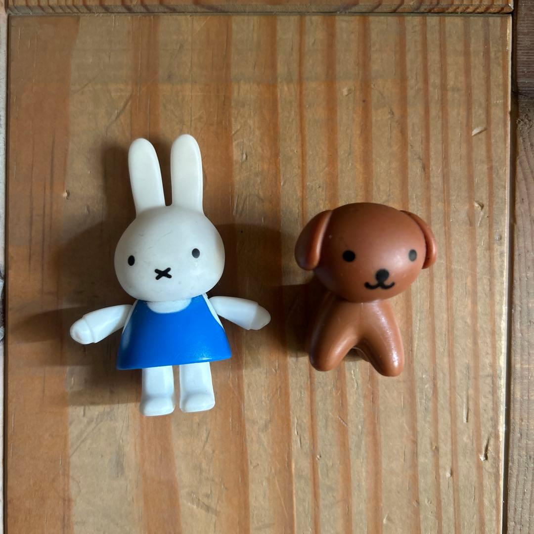 Walmar限定 廃盤品 ミッフィーの家とフィギュアセット - メルカリ