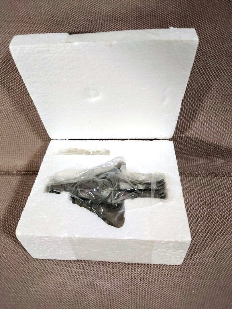 ゴジラ特撮大百科 非売品 メカゴジラ 1974 飛行形態 イワクラ - メルカリ