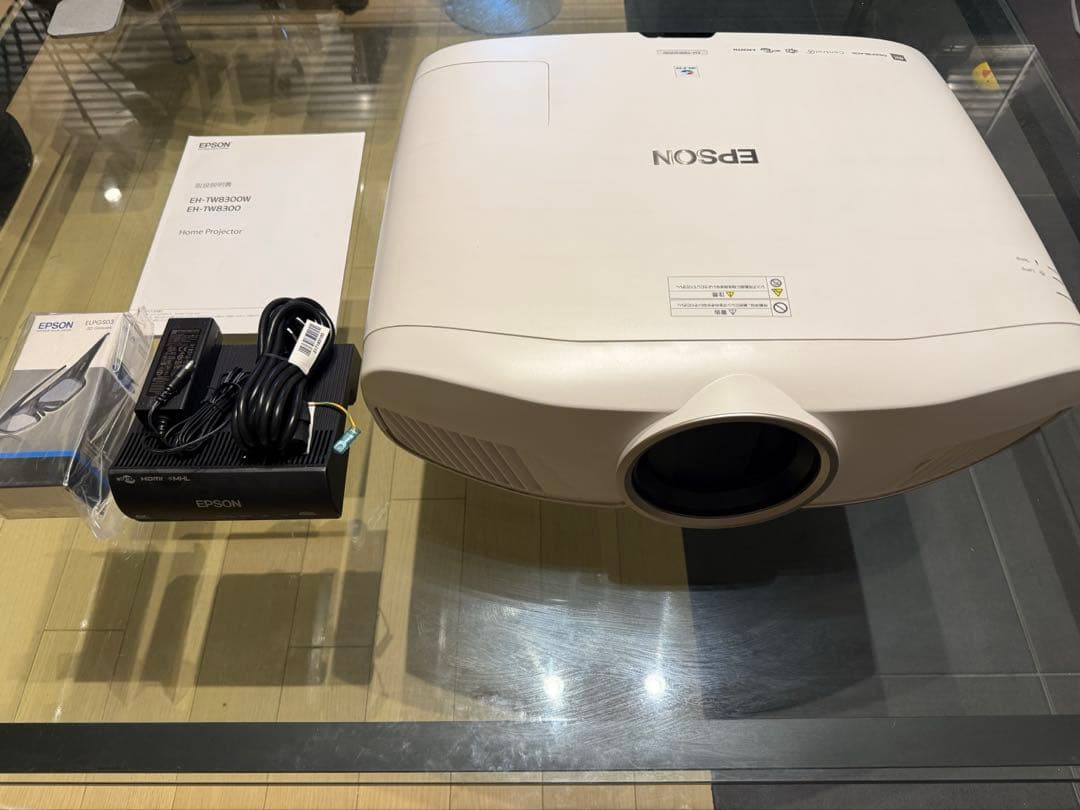 値下げ エプソン EH-TW8300W 4K対応3Dシアター ワイヤレス対応