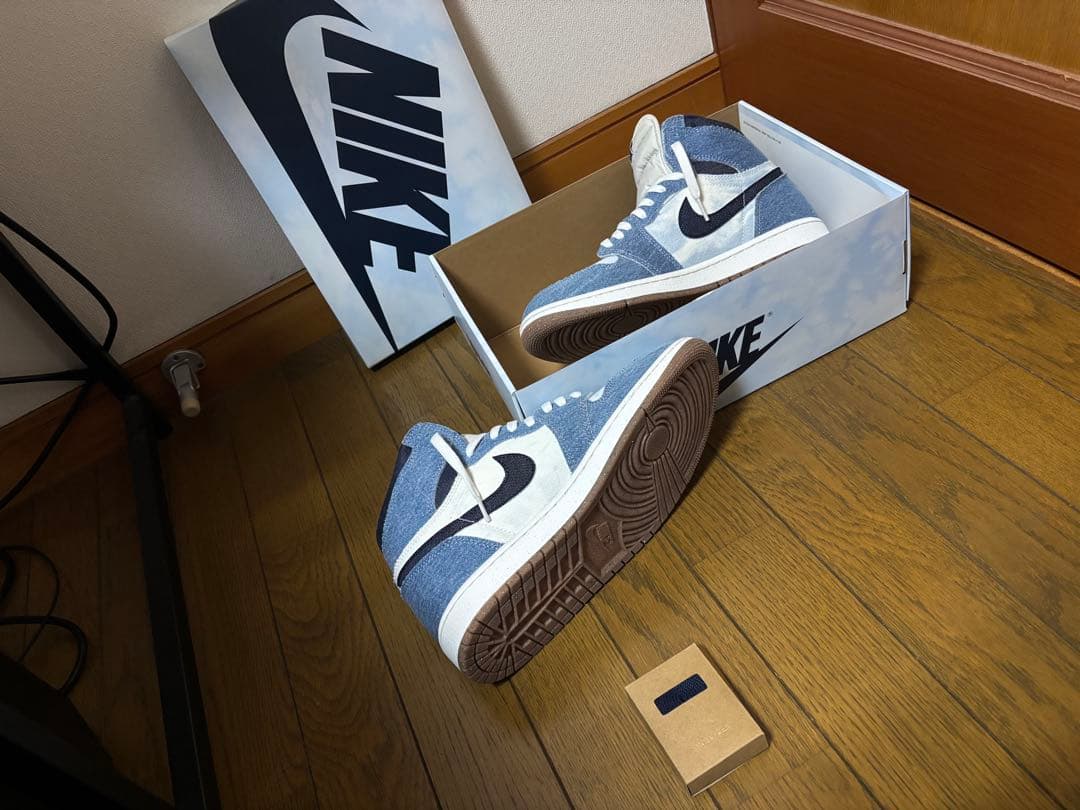 ナイキ エアジョーダン 1 レトロ ハイ OG \"デニム\"