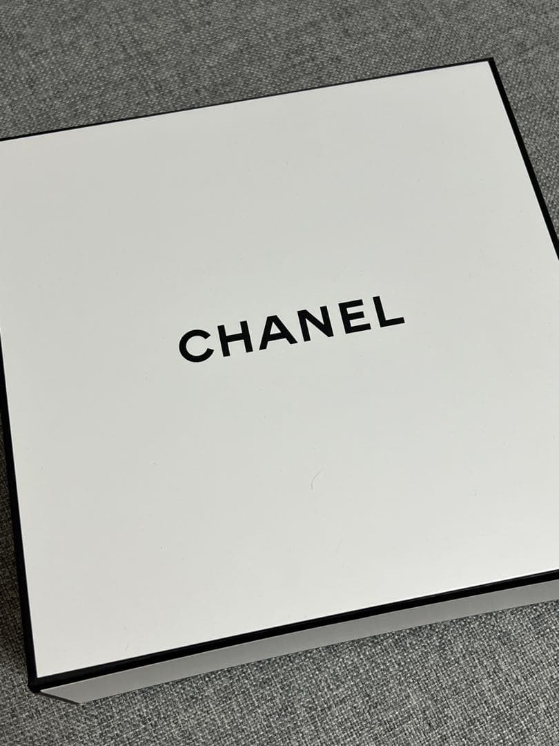 CHANEL N°5 ボディオイル 250ml ギフトボックス入り