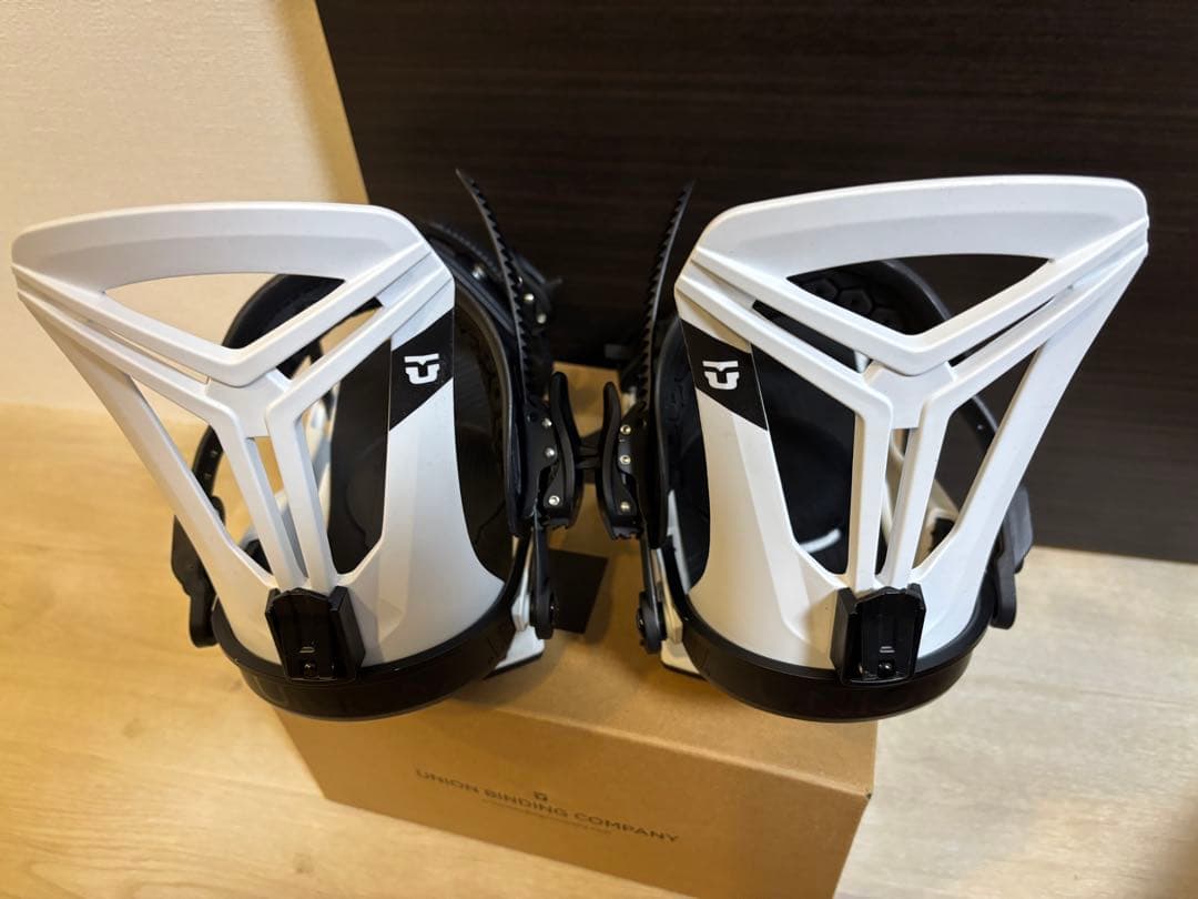 ユニオン フライトプロ　ホワイト　Mサイズ