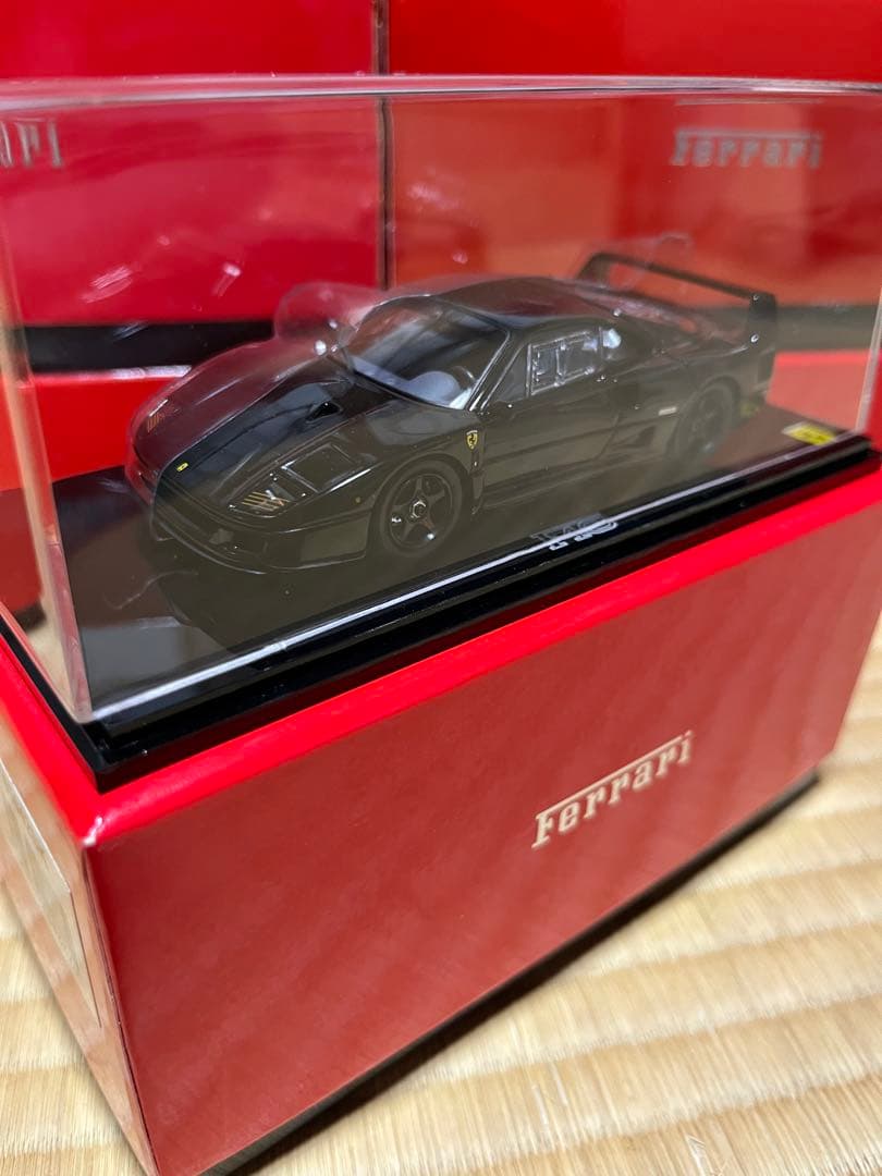 京商 1/43 フェラーリ F40 AUTOart 予約] 京商 1/18 フェラーリ F40 ブラック フル開閉 KS08416BK