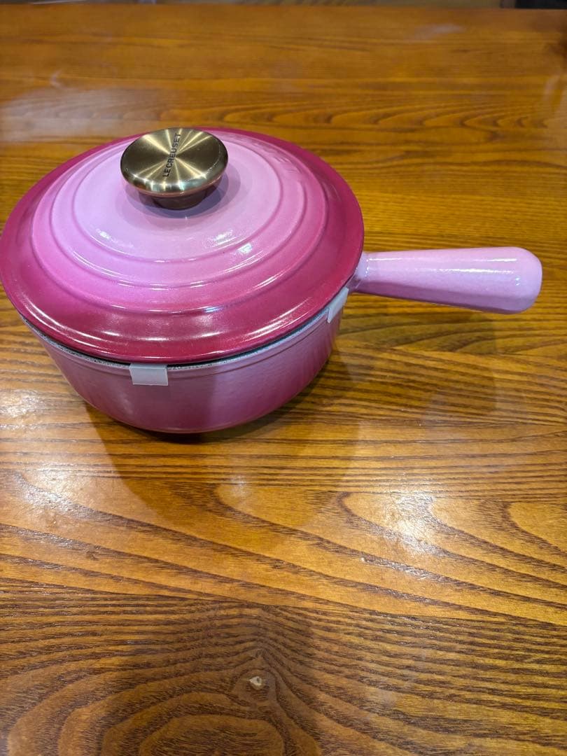 LE CREUSET ピンク 片手鍋　18㎝
