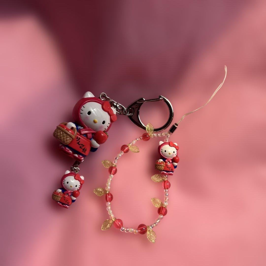 激レア☆ハローキティ みちのくキティ物語 りんご娘キーホルダー