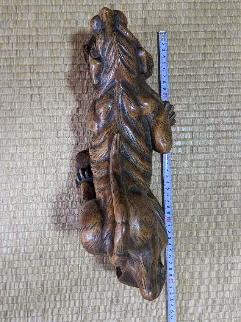 ♢木彫 虎 透し彫り 一点物 飴色 トラ 寅 干支 縁起物 置物古美術品