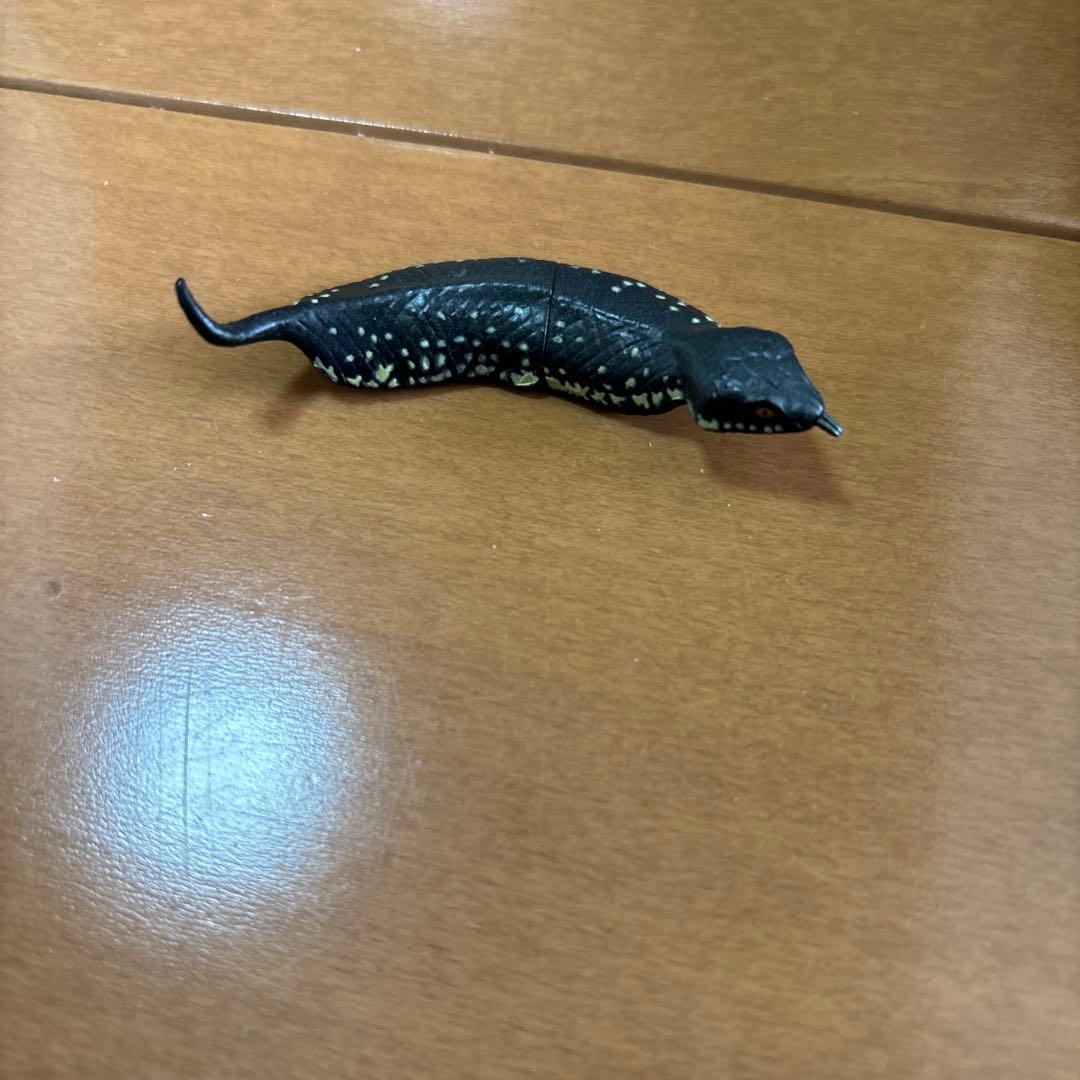 チョコエッグ　ツチノコ　シークレット