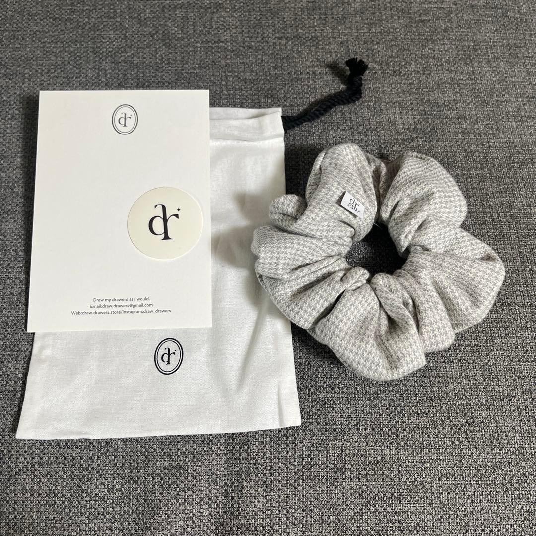 ヘアアクセサリー draw drawers / draw tag chouchou (m)