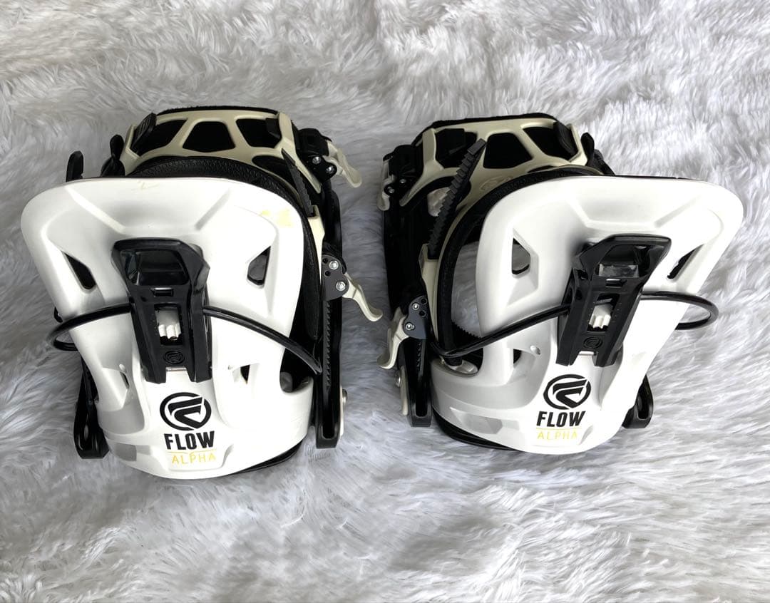 FLOW フロー スノーボード ビンディング ALPHA LG-Lホワイト - メルカリ