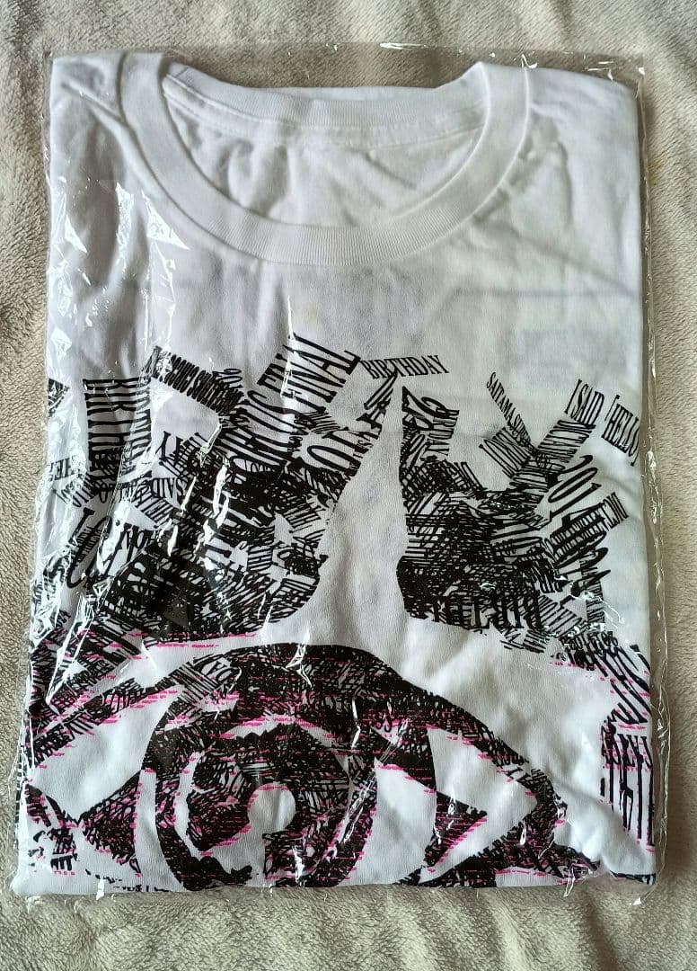 PIERROT メカアイTシャツ - メルカリ