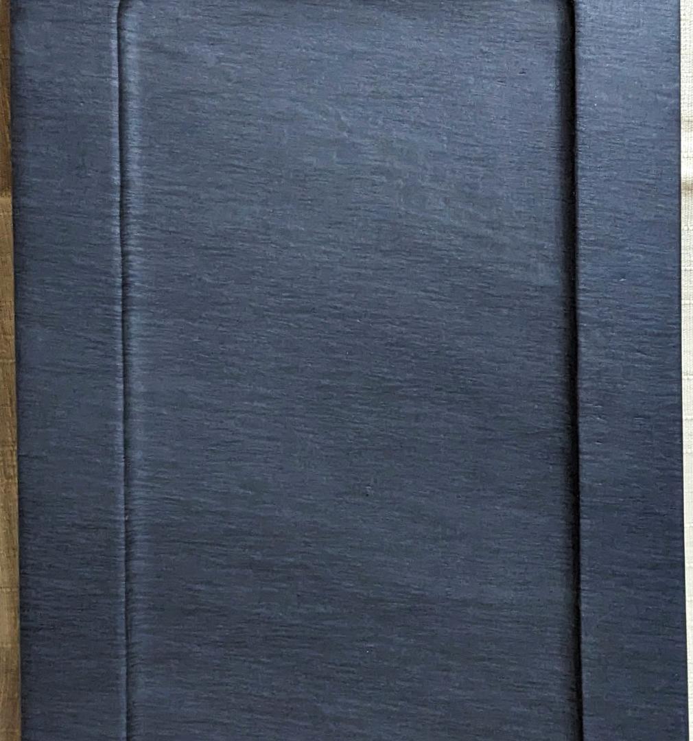 □歙州硯□蒼黒中に穏やかな水波細羅紋□雷文