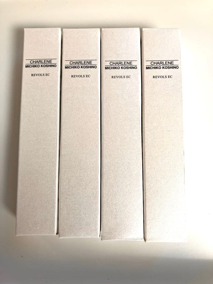 CHARLENE MICHIKO KOSHINO アイクリーム 20g CHARLENE/MICHIKO KOSHINO / レボルスアイクリームの公式商品情報