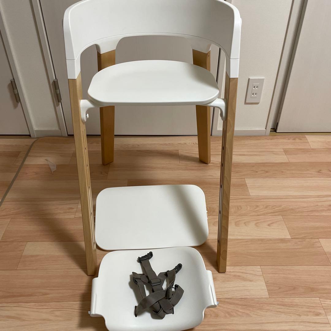 美品　ストッケのハイチェアのセット一式 ベビーチェア ホワイト