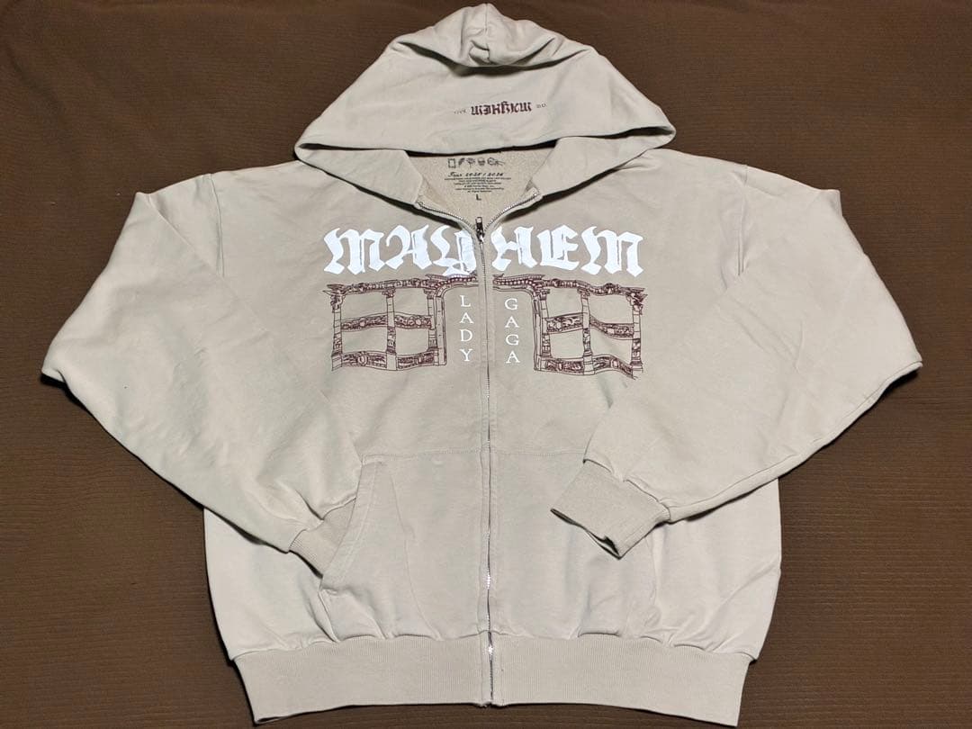 Lady Gaga The MAYHEM Ball ジップフーディー Lサイズ - メルカリ