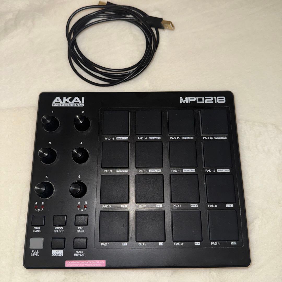 AKAI MPD218 MIDIパッドコントローラー - メルカリ