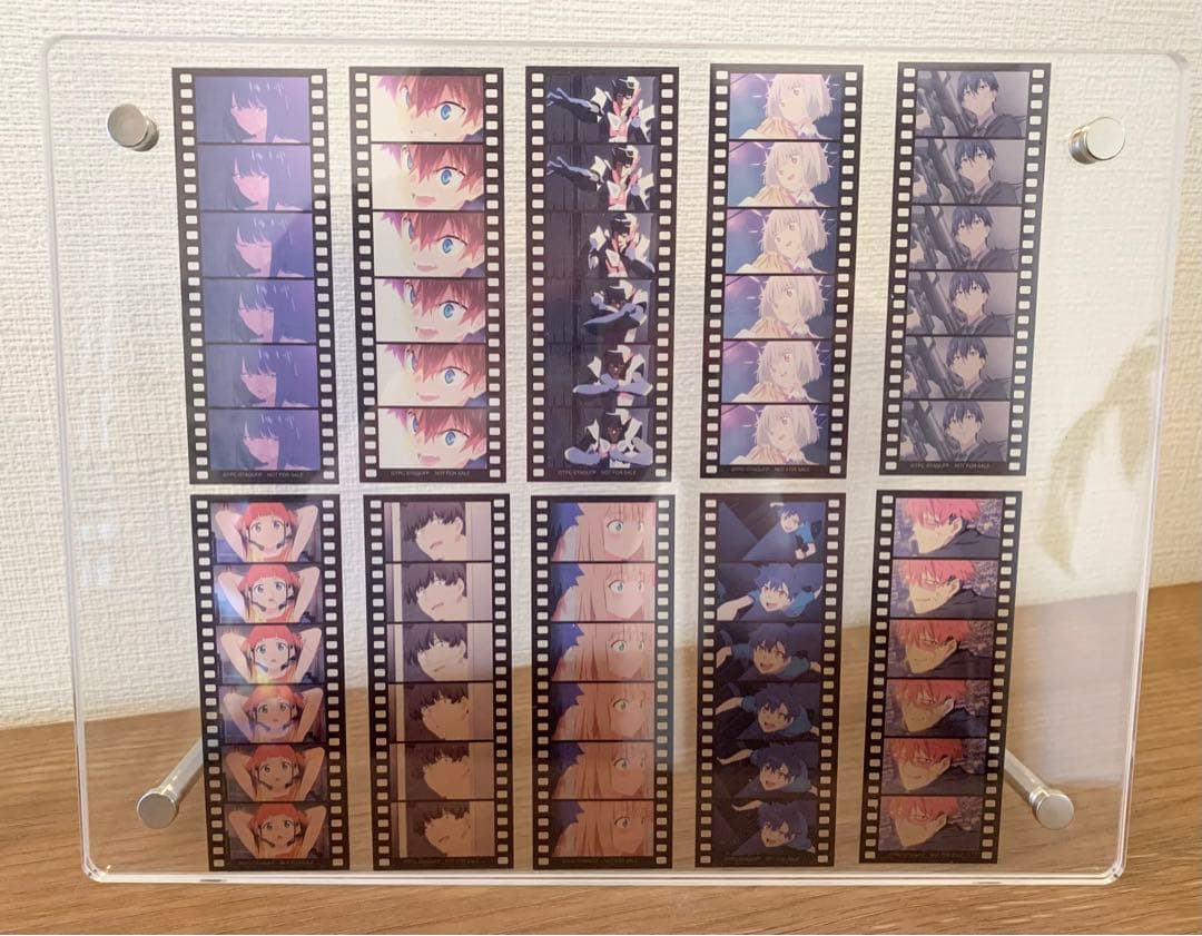 グリッドマンユニバース　しおり　全種類　ケース付き