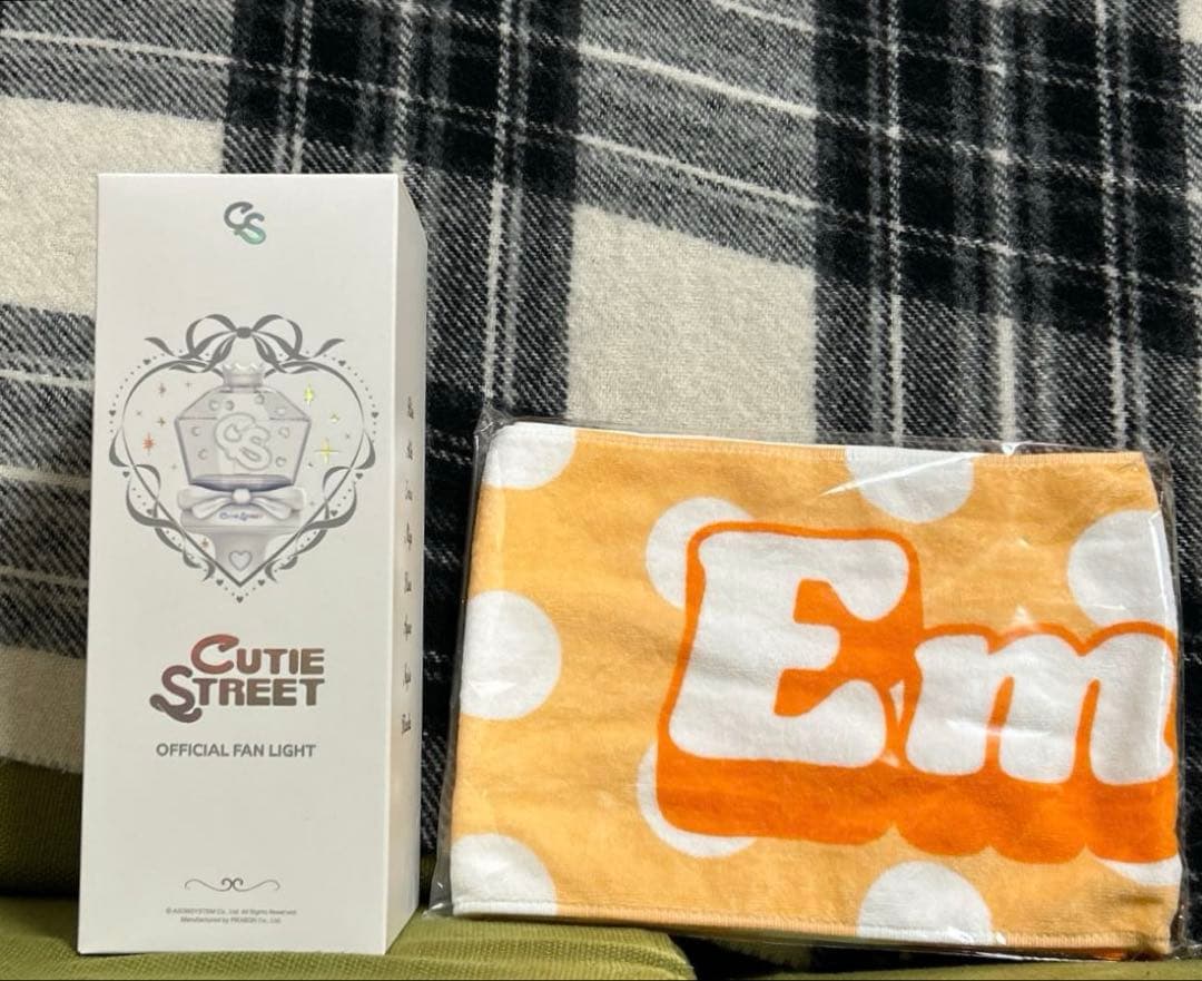 CUTIE STREETきゅーすと　ペンライト　タオル　川本笑瑠