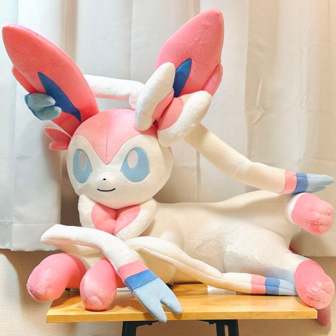 ポケモンセンター ニンフィア ぬいぐるみ 等身大 - メルカリ