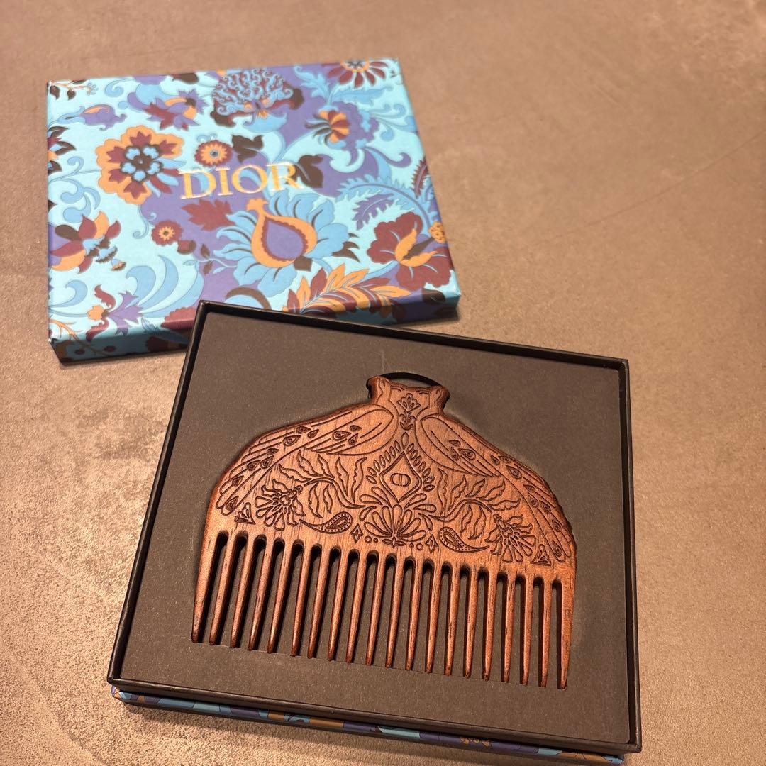 Dior 花柄彫刻 木製コーム　ディオール