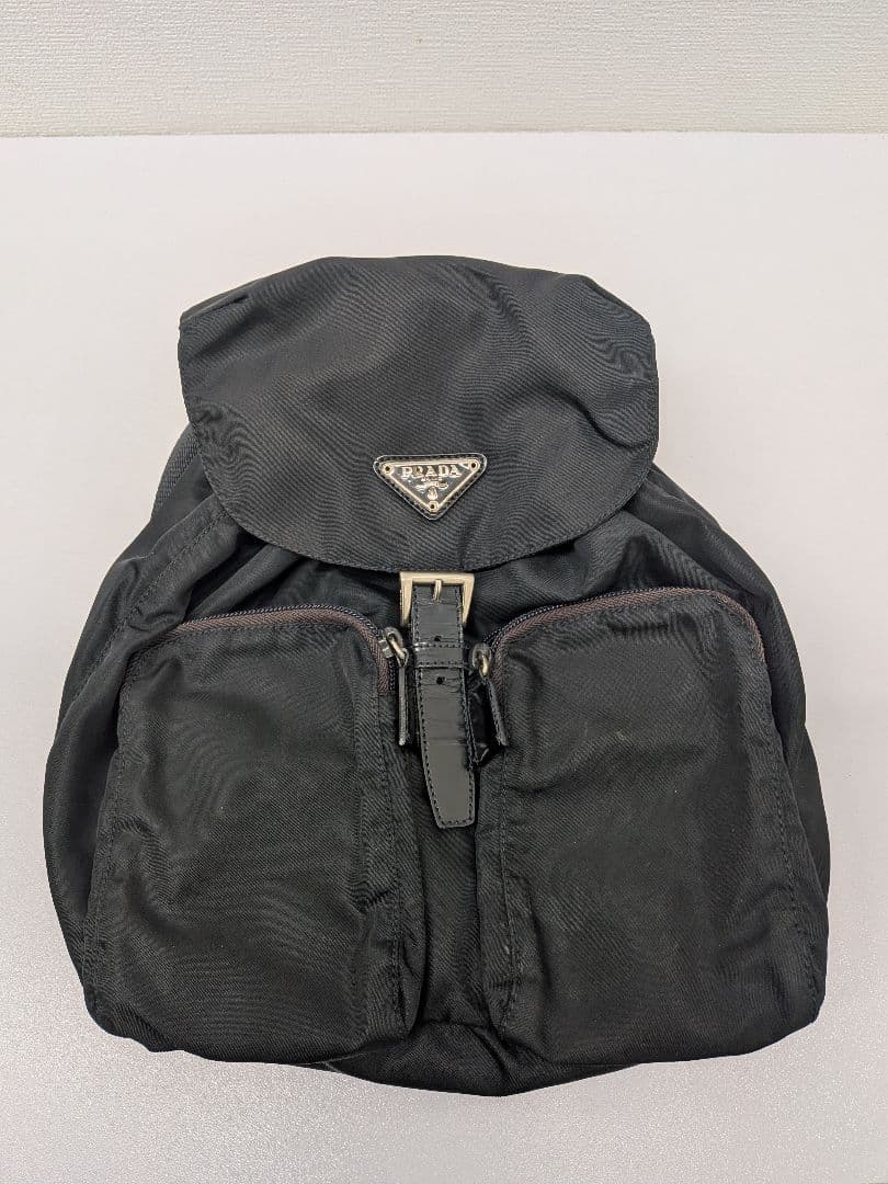 プラダリュック