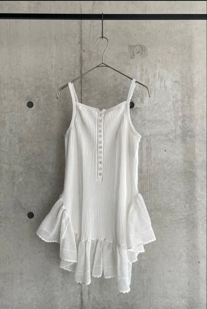 トップス tyn.TGOR Frill camisole OFF-WHITE
