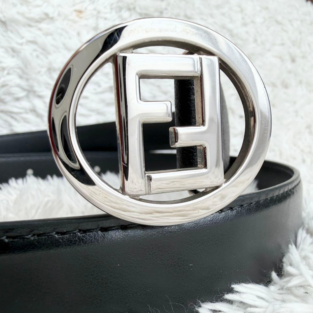 【極美品】フェンディ ベルト ズッカ ロゴ シルバー サークル