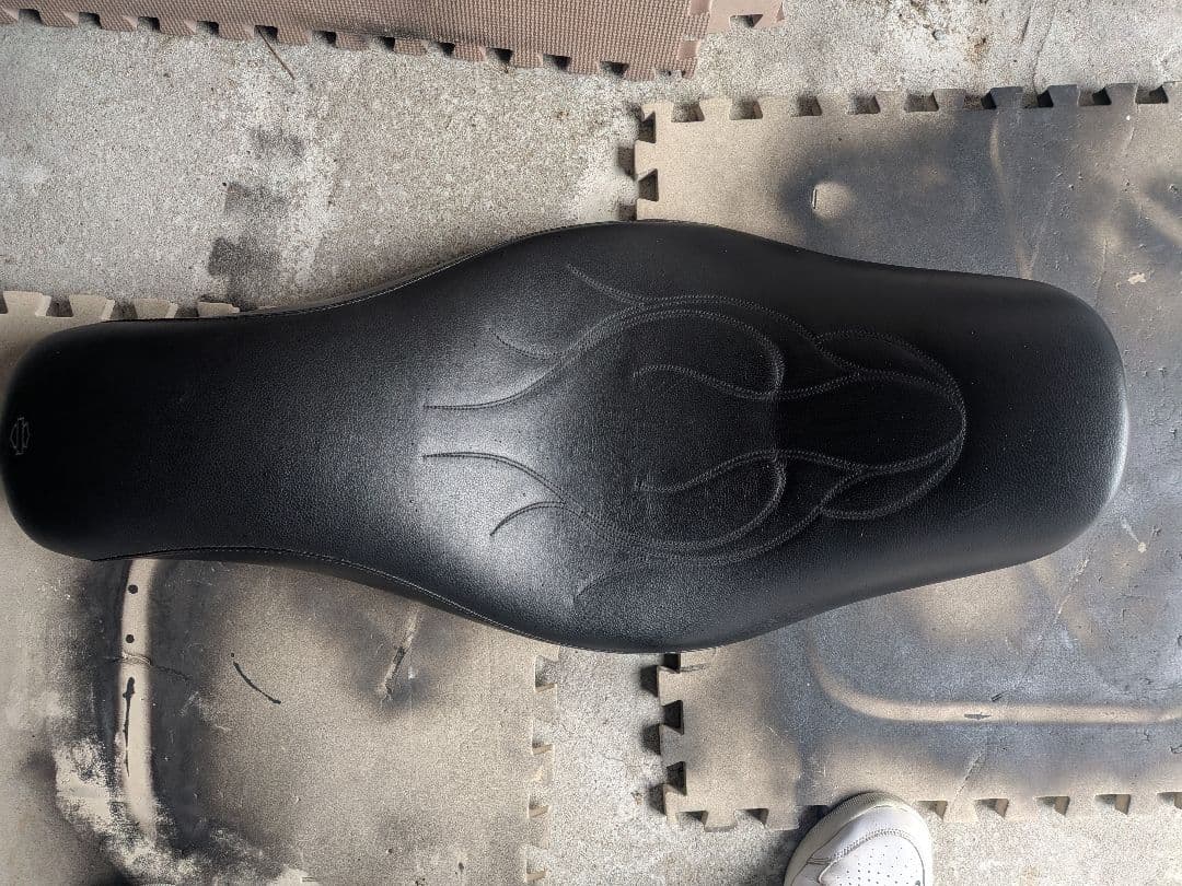 ハーレー ツーリング シート ハーレー、ツーリング用 ダニーグレイ(Danny Gray) シート｜ハーレー