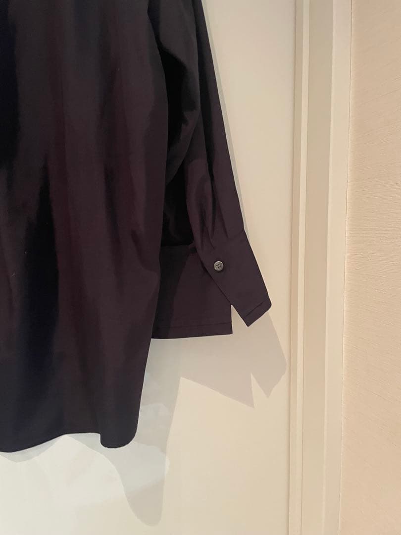 2025SS エブールebureVネックブラウス タグ付き新品 - メルカリ