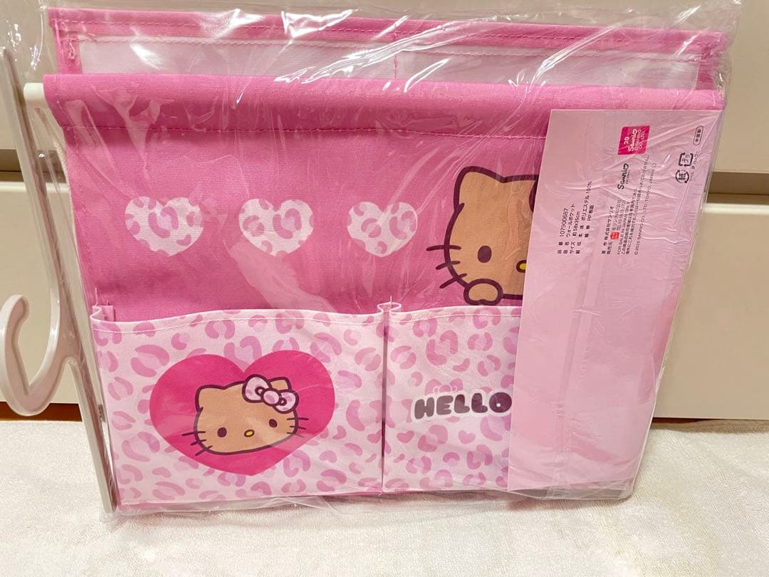 ハローキティ ウォールポケット 日焼けキティ ピンク ヒョウ柄 - メルカリ