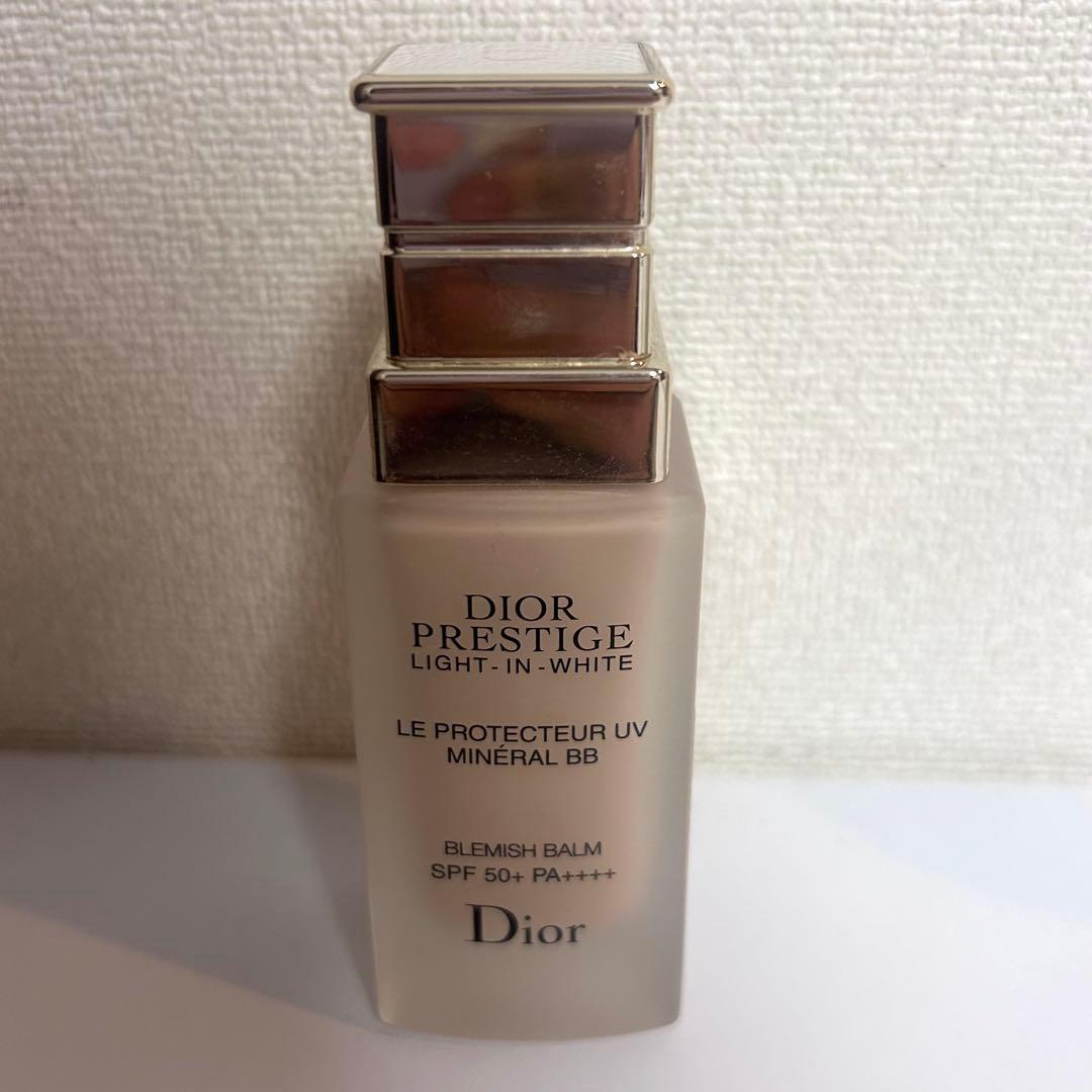 Dior Prestige Light In White BBクリーム