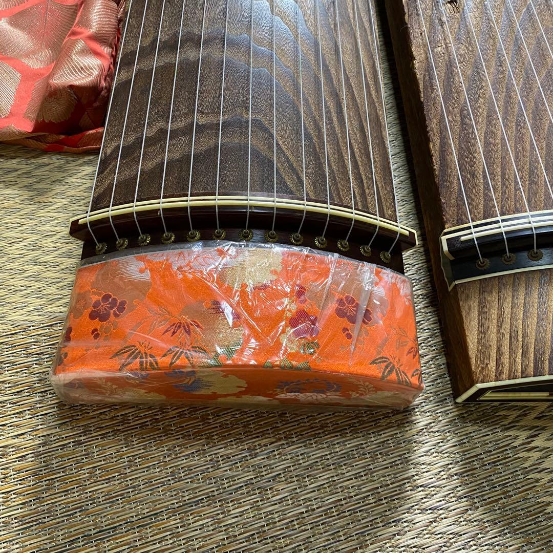 良品 4面セット売りです お琴 13弦 すだれ彫り 琴柱・ユタン【発送条件