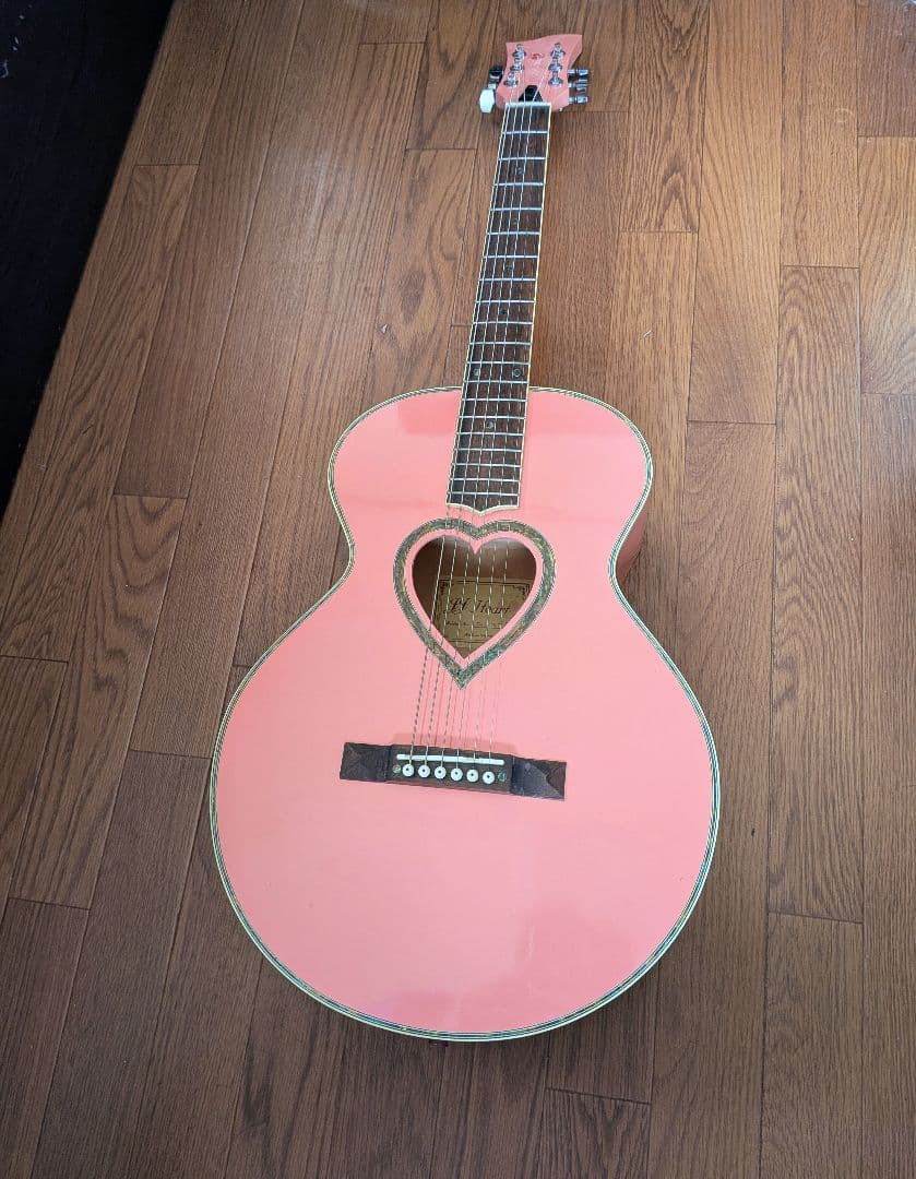 美品 JJ Heart アコースティックギター Pink ケース付き 美品 元AKB 渡辺麻友 使用JJ Heart アコースティックギター JJHeart