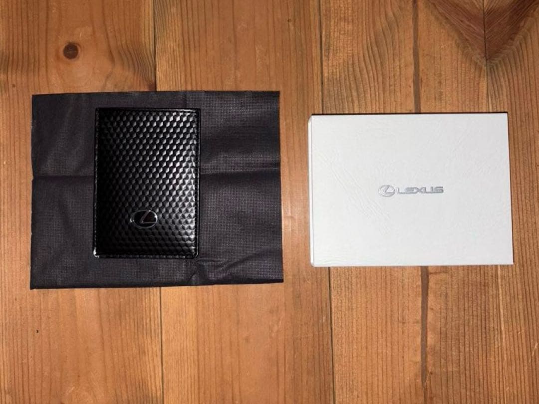 レクサス　Lexus カードキーケース　ヘキサゴン　新品 AWESOME（オーサム） LEXUS レクサス 本革 カードキーケース 全10色 LS