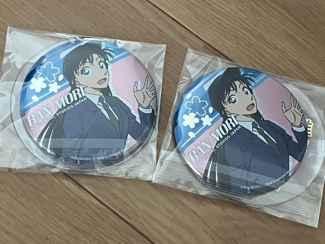 名探偵コナン 毛利蘭 缶バッジ usj 2点 クールジャパン - メルカリ