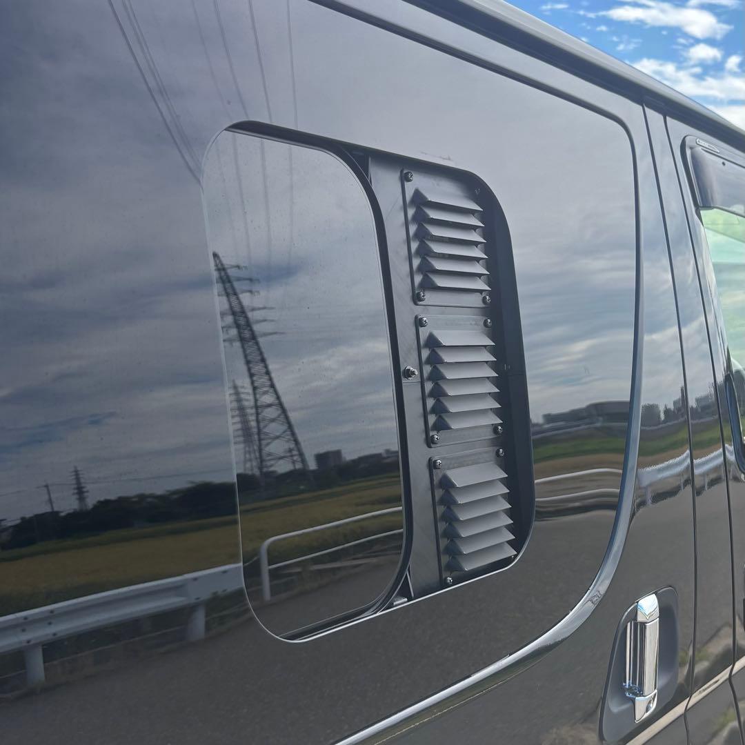 ハイエース 換気扇 4型 〜 USBファン 3連 ルーバー 助手席側 ネット付