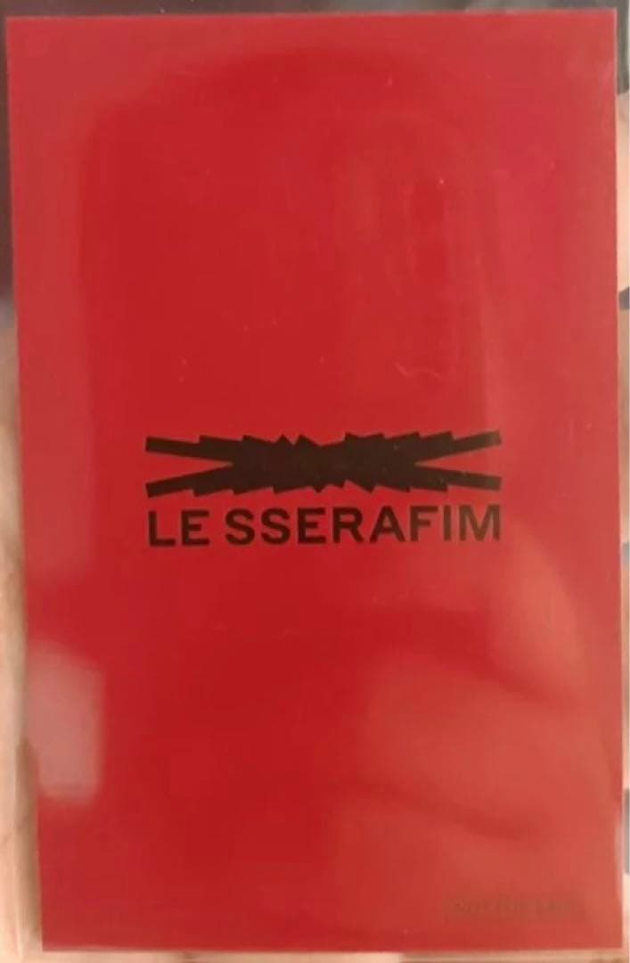 Le sserafim チェウォンWeverseラキドロ直筆サイン入りトレカ - メルカリ