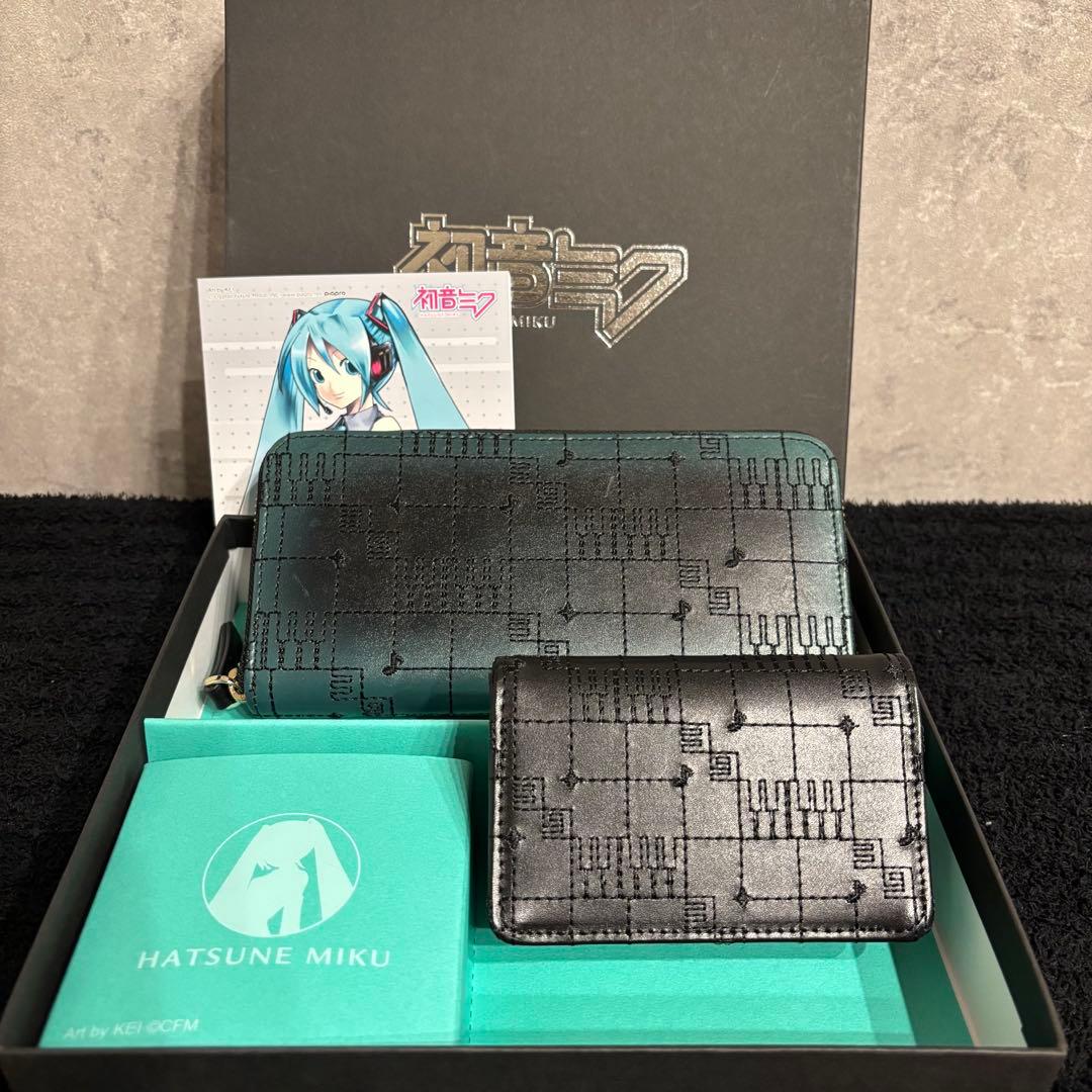 未使用品 初音ミク 本革ウォレット＆名刺入れセット 特製ギフトボックス 初音ミク 本革ウォレット＆名刺入れセット／プレミアムキャラクター