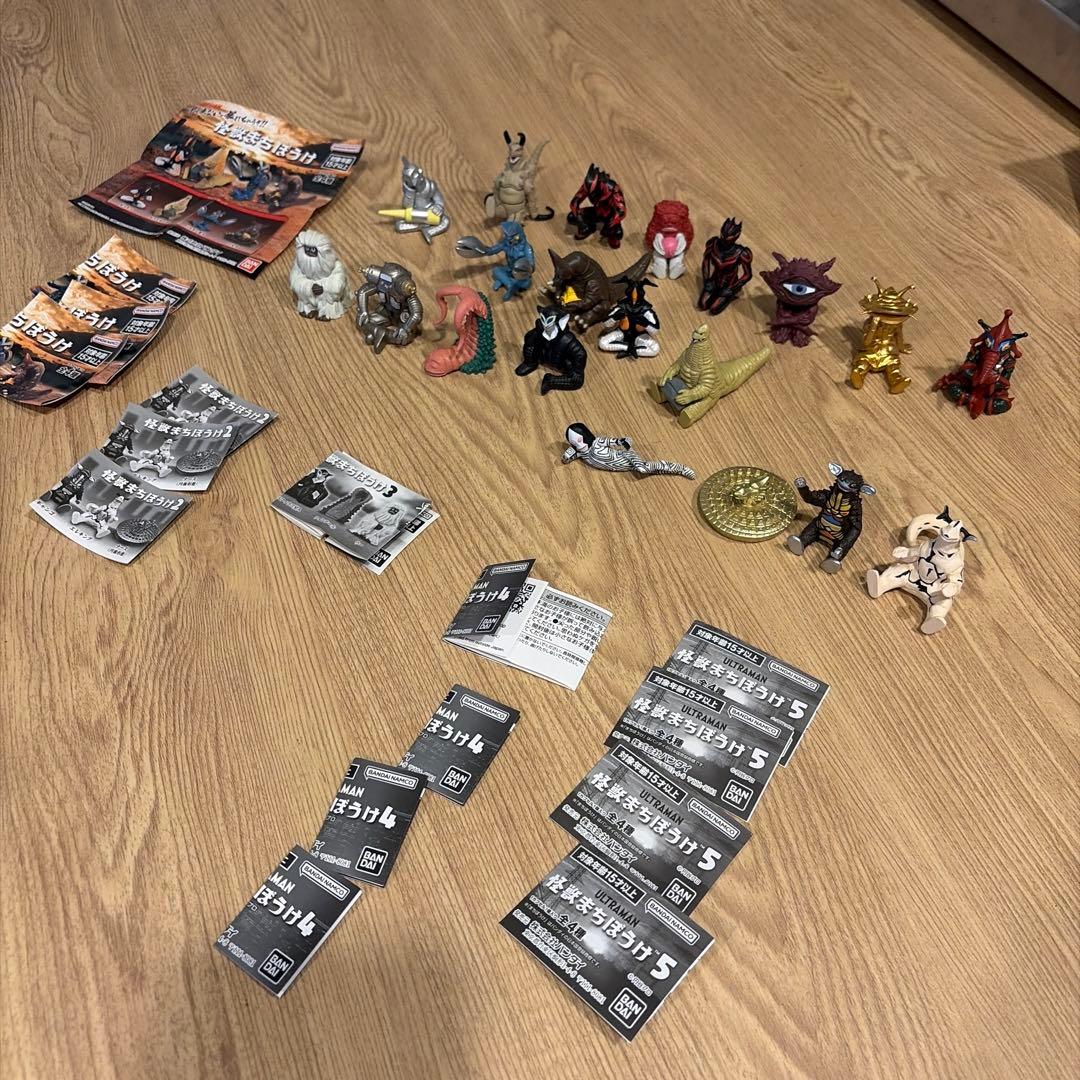 ウルトラマン　怪獣まちぼうけ　1〜5弾　コンプリート