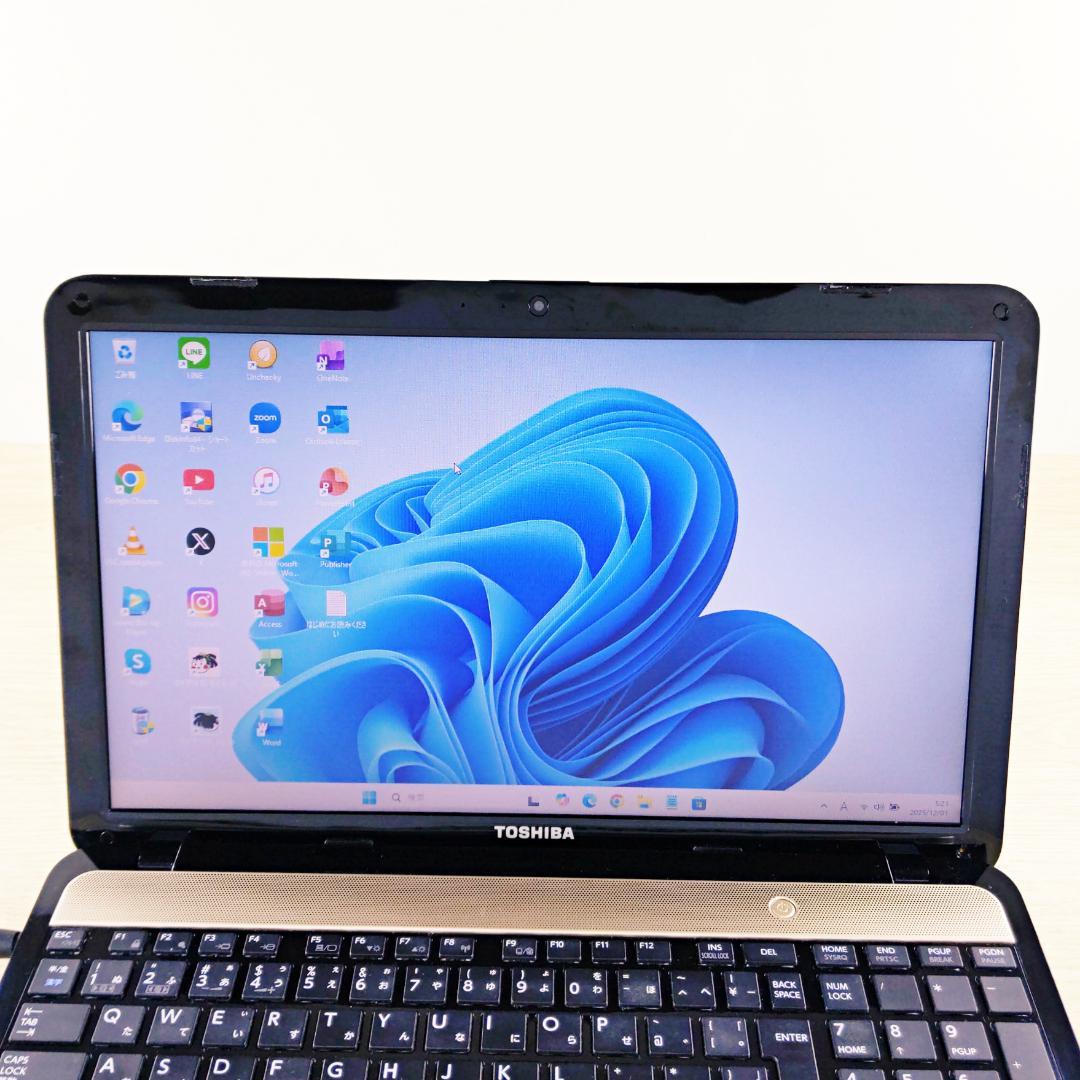 Corei7☆高速SSD☆Win11 ブルーレイ 東芝ノートパソコン カメラ付き